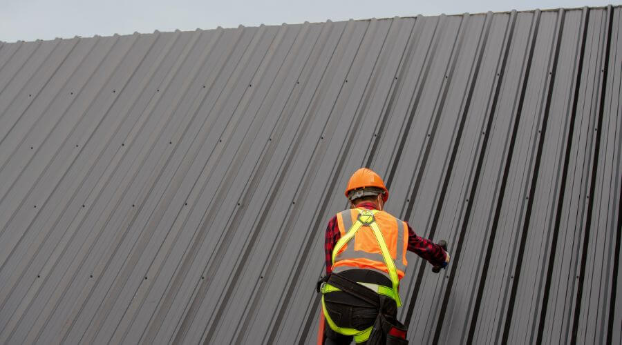 Professional metal roof installation services in Hampton, FL